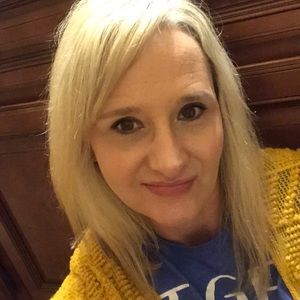 Meet your Posher, Cara